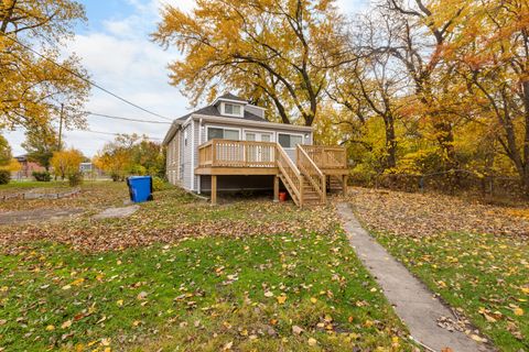 Tiny photo for 10812 S VINCENNES Avenue, Chicago, IL 60643 (MLS # 12516124)