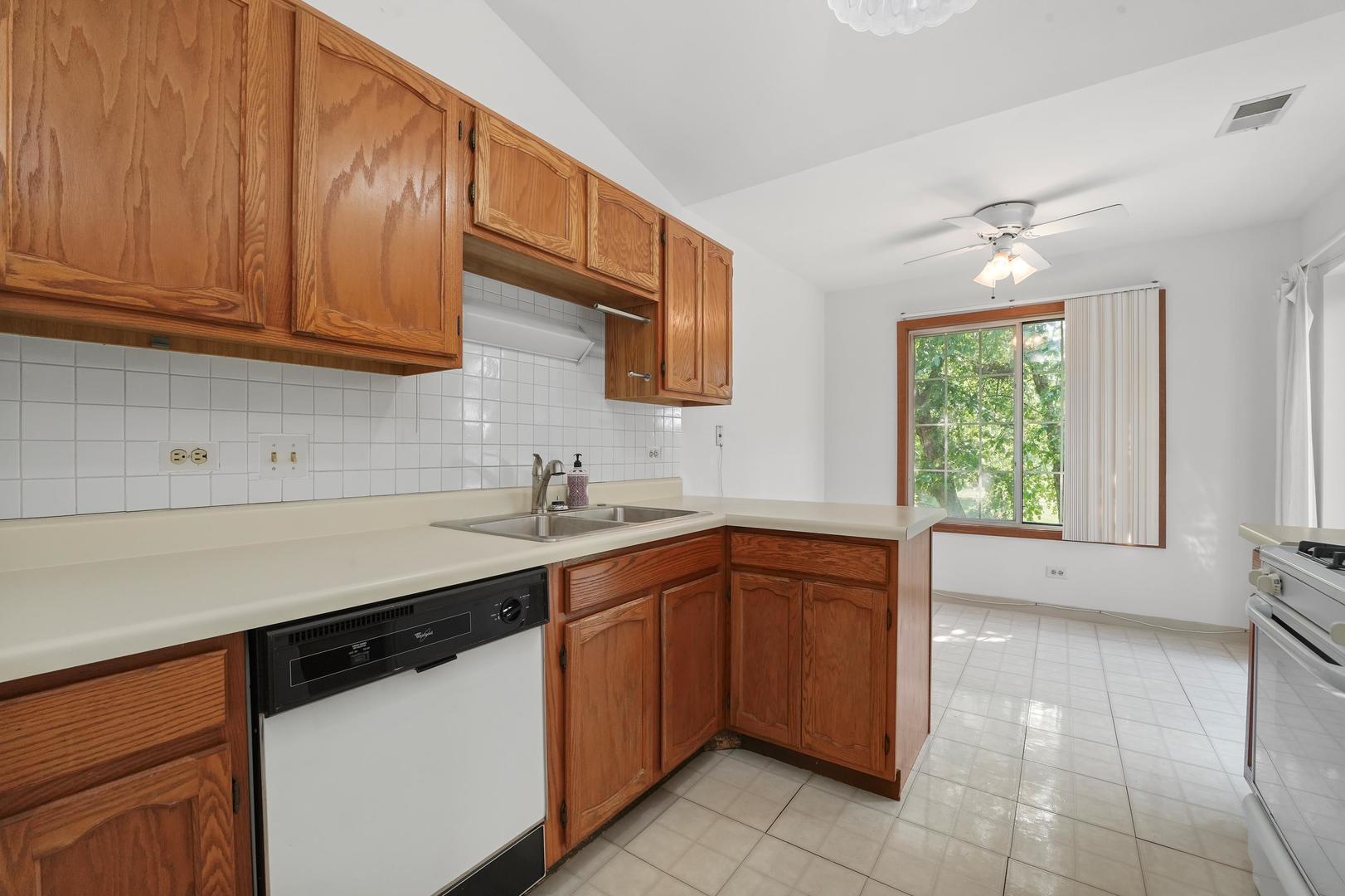 1505 MERCURY Drive 6