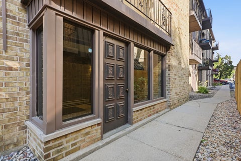 Tiny photo for 6233 N NIAGARA Avenue #4A, Chicago, IL 60631 (MLS # 12689633)