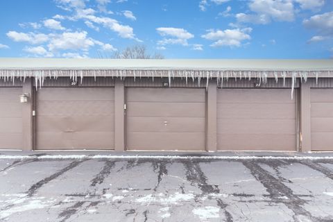 Tiny photo for 740 Saint Andrews Lane #21, Crystal Lake, IL 60014 (MLS # 12524387)