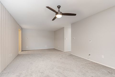 Tiny photo for 740 Saint Andrews Lane #21, Crystal Lake, IL 60014 (MLS # 12524387)