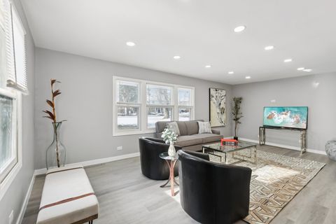 Tiny photo for 4N327 7th Avenue, Addison, IL 60101 (MLS # 12593589)