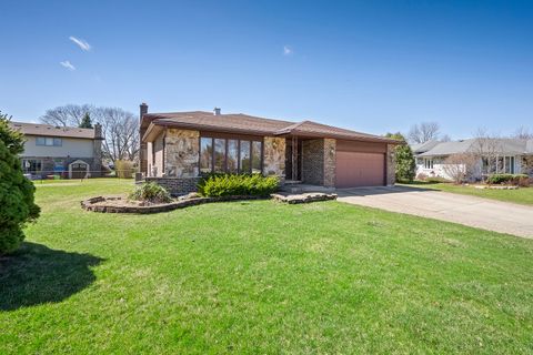 Tiny photo for 1631 Arbor Court, Darien, IL 60561 (MLS # 12589299)