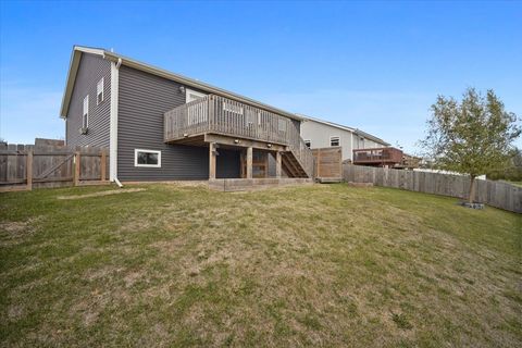 Tiny photo for 52 Winding Way, Bloomington, IL 61705 (MLS # 12499152)