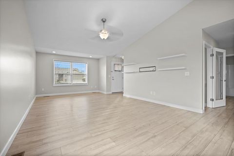 Tiny photo for 52 Winding Way, Bloomington, IL 61705 (MLS # 12499152)