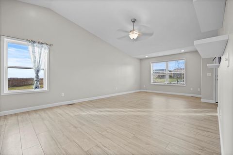 Tiny photo for 52 Winding Way, Bloomington, IL 61705 (MLS # 12499152)