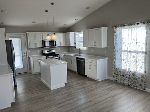 Tiny photo for 52 Winding Way, Bloomington, IL 61705 (MLS # 12499152)