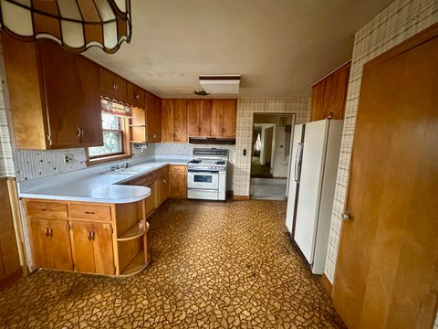 Tiny photo for 7000 W Henderson Street, Chicago, IL 60634 (MLS # 12543418)