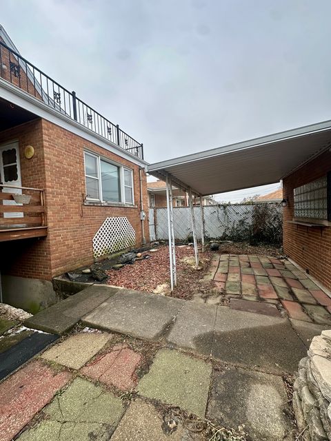 Tiny photo for 7000 W Henderson Street, Chicago, IL 60634 (MLS # 12543418)