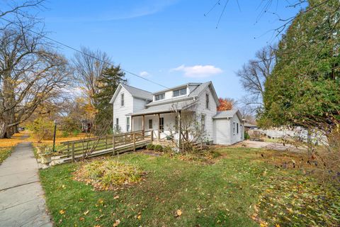 Photo of 320 E Dekalb Street, Somonauk, IL 60552 (MLS # 12521895)