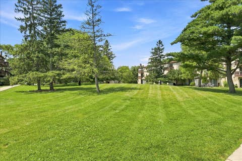 Tiny photo for 522 E Spruce Drive #1B, Palatine, IL 60074 (MLS # 12728035)