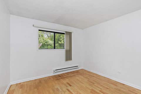 Tiny photo for 522 E Spruce Drive #1B, Palatine, IL 60074 (MLS # 12728035)