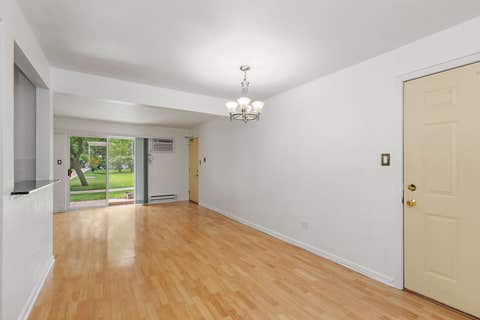 Tiny photo for 522 E Spruce Drive #1B, Palatine, IL 60074 (MLS # 12728035)