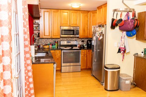 Tiny photo for 18W149 Buckingham Lane, Villa Park, IL 60181 (MLS # 12517193)