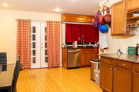 Tiny photo for 18W149 Buckingham Lane, Villa Park, IL 60181 (MLS # 12517193)