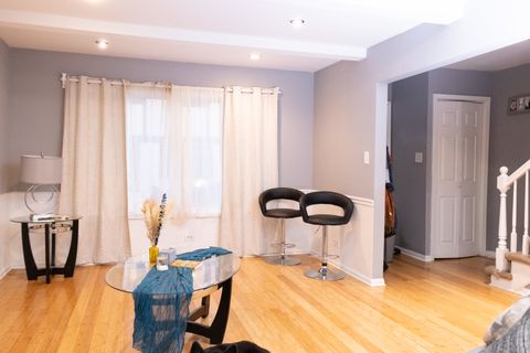 Tiny photo for 18W149 Buckingham Lane, Villa Park, IL 60181 (MLS # 12517193)