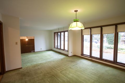 Tiny photo for 1610 Old Oak Place, Darien, IL 60561 (MLS # 12514253)