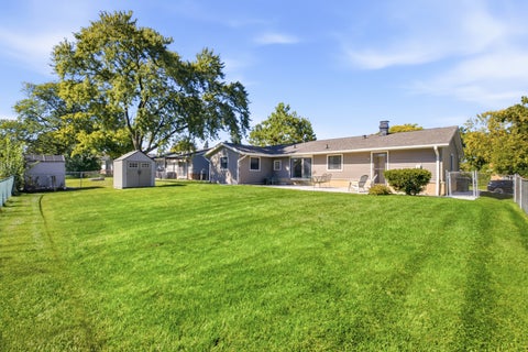 Tiny photo for 45 Avon Road, Elk Grove Village, IL 60007 (MLS # 12779774)