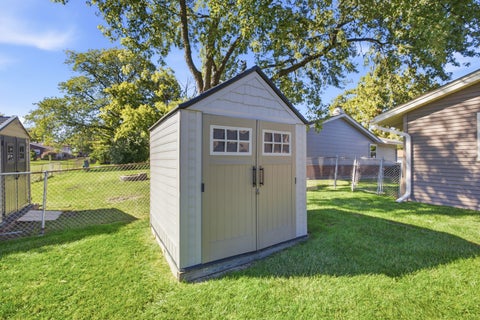 Tiny photo for 45 Avon Road, Elk Grove Village, IL 60007 (MLS # 12779774)
