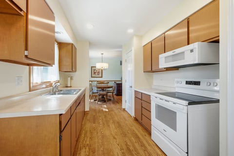 Tiny photo for 45 Avon Road, Elk Grove Village, IL 60007 (MLS # 12779774)