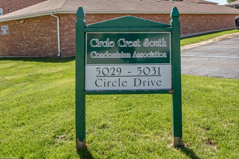 Tiny photo for 5031 Circle Drive #207, Crestwood, IL 60418 (MLS # 12638594)