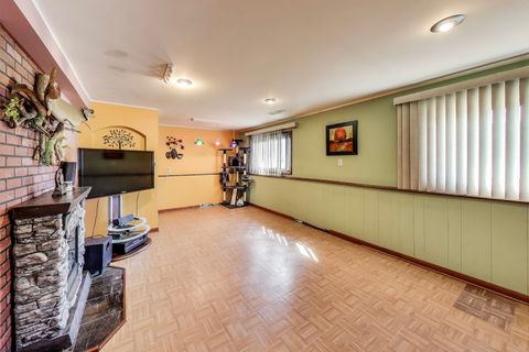 Tiny photo for 401 N Wood Dale Road, Wood Dale, IL 60191 (MLS # 12501588)