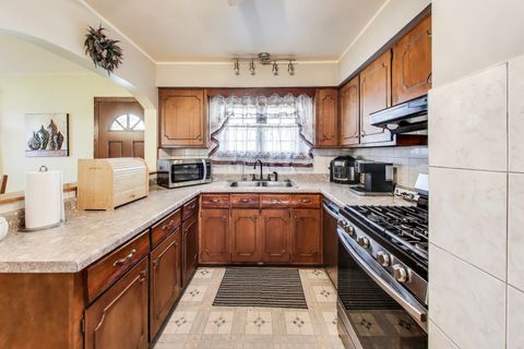 Tiny photo for 401 N Wood Dale Road, Wood Dale, IL 60191 (MLS # 12501588)