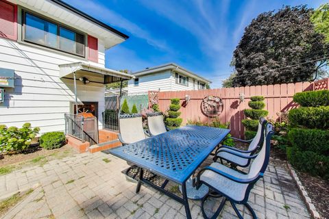 Tiny photo for 401 N Wood Dale Road, Wood Dale, IL 60191 (MLS # 12501588)