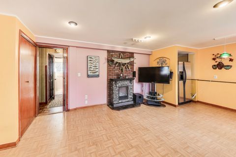 Tiny photo for 401 N Wood Dale Road, Wood Dale, IL 60191 (MLS # 12501588)