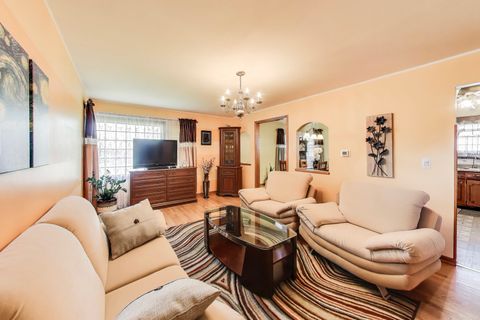 Tiny photo for 401 N Wood Dale Road, Wood Dale, IL 60191 (MLS # 12501588)