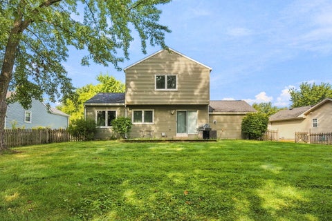 Tiny photo for 3S171 Lakeview Court, Warrenville, IL 60555 (MLS # 12759287)