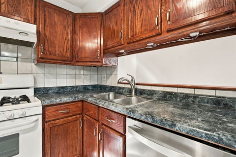 Tiny photo for 3S171 Lakeview Court, Warrenville, IL 60555 (MLS # 12759287)