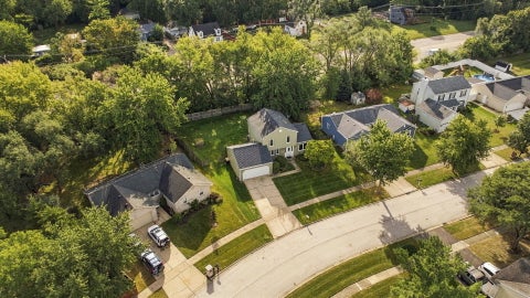 Tiny photo for 3S171 Lakeview Court, Warrenville, IL 60555 (MLS # 12759287)