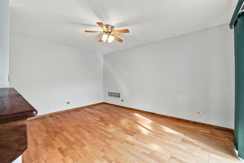 Tiny photo for 3S171 Lakeview Court, Warrenville, IL 60555 (MLS # 12759287)