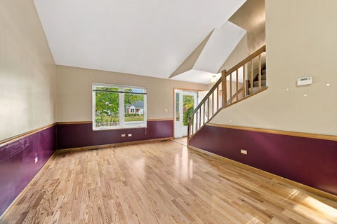Tiny photo for 3S171 Lakeview Court, Warrenville, IL 60555 (MLS # 12759287)