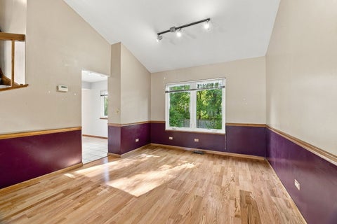 Tiny photo for 3S171 Lakeview Court, Warrenville, IL 60555 (MLS # 12759287)