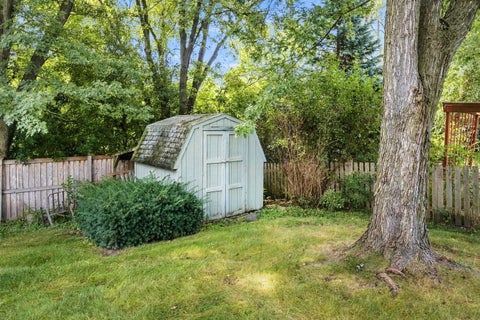 Tiny photo for 3S171 Lakeview Court, Warrenville, IL 60555 (MLS # 12759287)