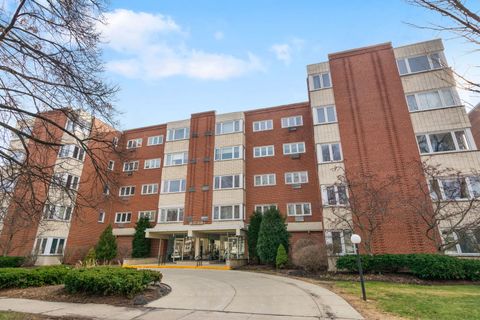 Photo of 2033 Sherman Avenue #306, Evanston, IL 60201 (MLS # 12600920)