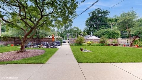 Tiny photo for 2033 Sherman Avenue #306, Evanston, IL 60201 (MLS # 12600920)
