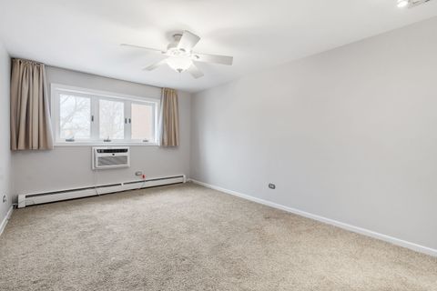 Tiny photo for 2033 Sherman Avenue #306, Evanston, IL 60201 (MLS # 12600920)