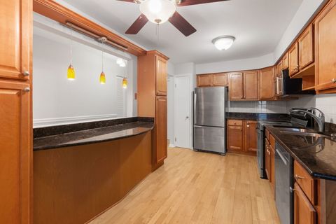 Tiny photo for 2033 Sherman Avenue #306, Evanston, IL 60201 (MLS # 12600920)