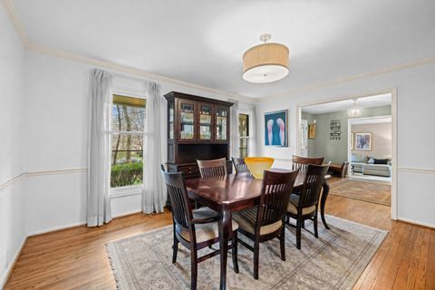 Tiny photo for 220 Dover Circle, Lincolnshire, IL 60069 (MLS # 12631371)