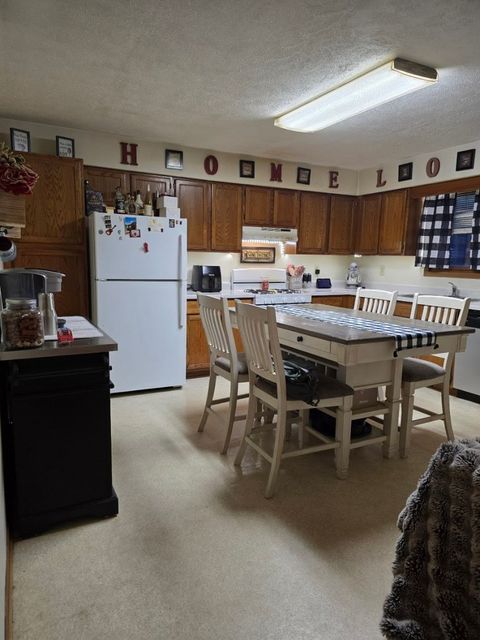 Tiny photo for 142 E Lincoln Highway #C, Waterman, IL 60556 (MLS # 12465017)