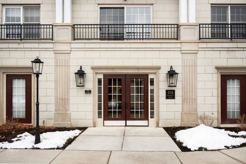 Photo of Clarendon Hills, IL 60514 (MLS # 12541126)