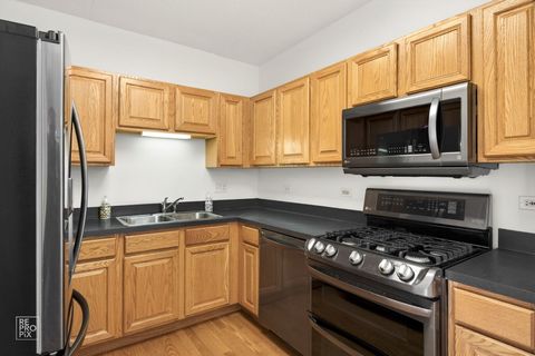 Tiny photo for Clarendon Hills, IL 60514 (MLS # 12541126)