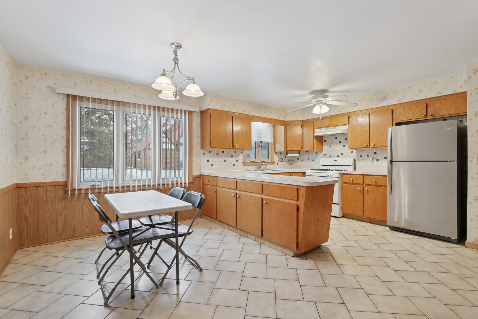 5818 N Octavia Avenue