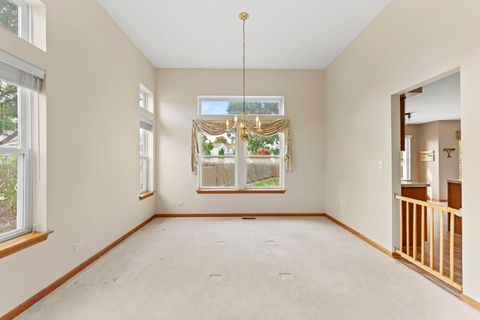 Tiny photo for 441 Wright Drive, Lake In The Hills, IL 60156 (MLS # 12486436)