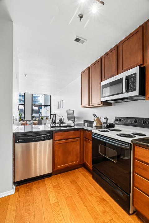 Tiny photo for 780 S Federal Street #405, Chicago, IL 60605 (MLS # 12703769)