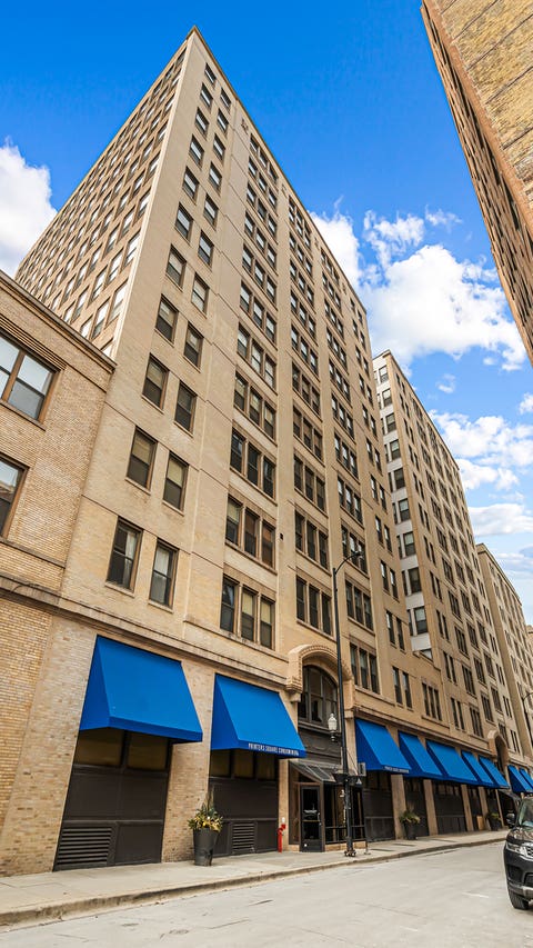 Photo of 780 S Federal Street #405, Chicago, IL 60605 (MLS # 12703769)