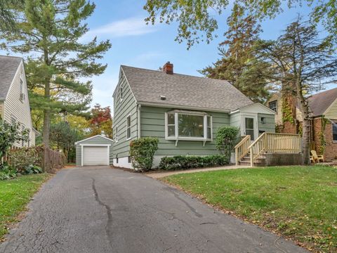 Photo of 1823 Evergreen Road, Homewood, IL 60430 (MLS # 12501998)